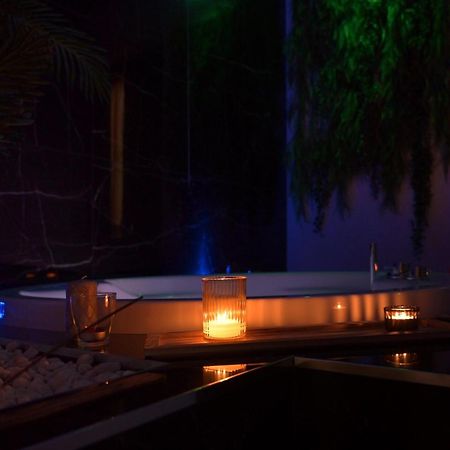 Palace Eight - Suites & Spa Cosenza Esterno foto