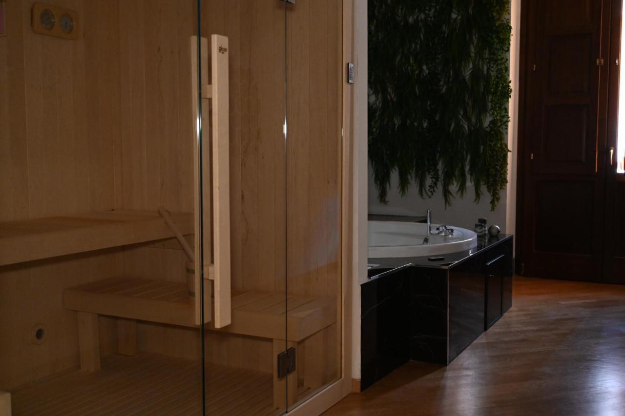 Palace Eight - Suites & Spa Cosenza Esterno foto