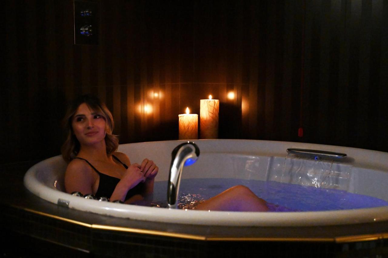 Palace Eight - Suites & Spa Cosenza Esterno foto