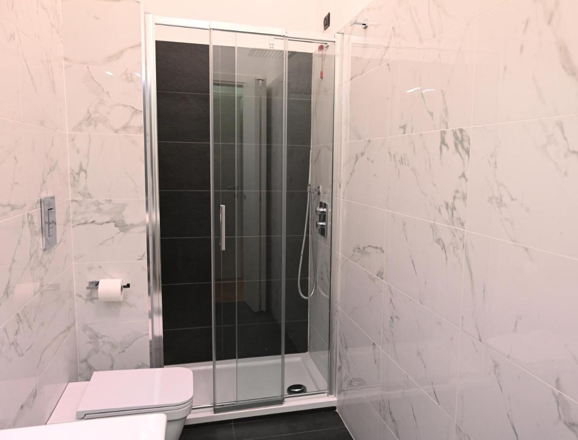 Palace Eight - Suites & Spa Cosenza Esterno foto