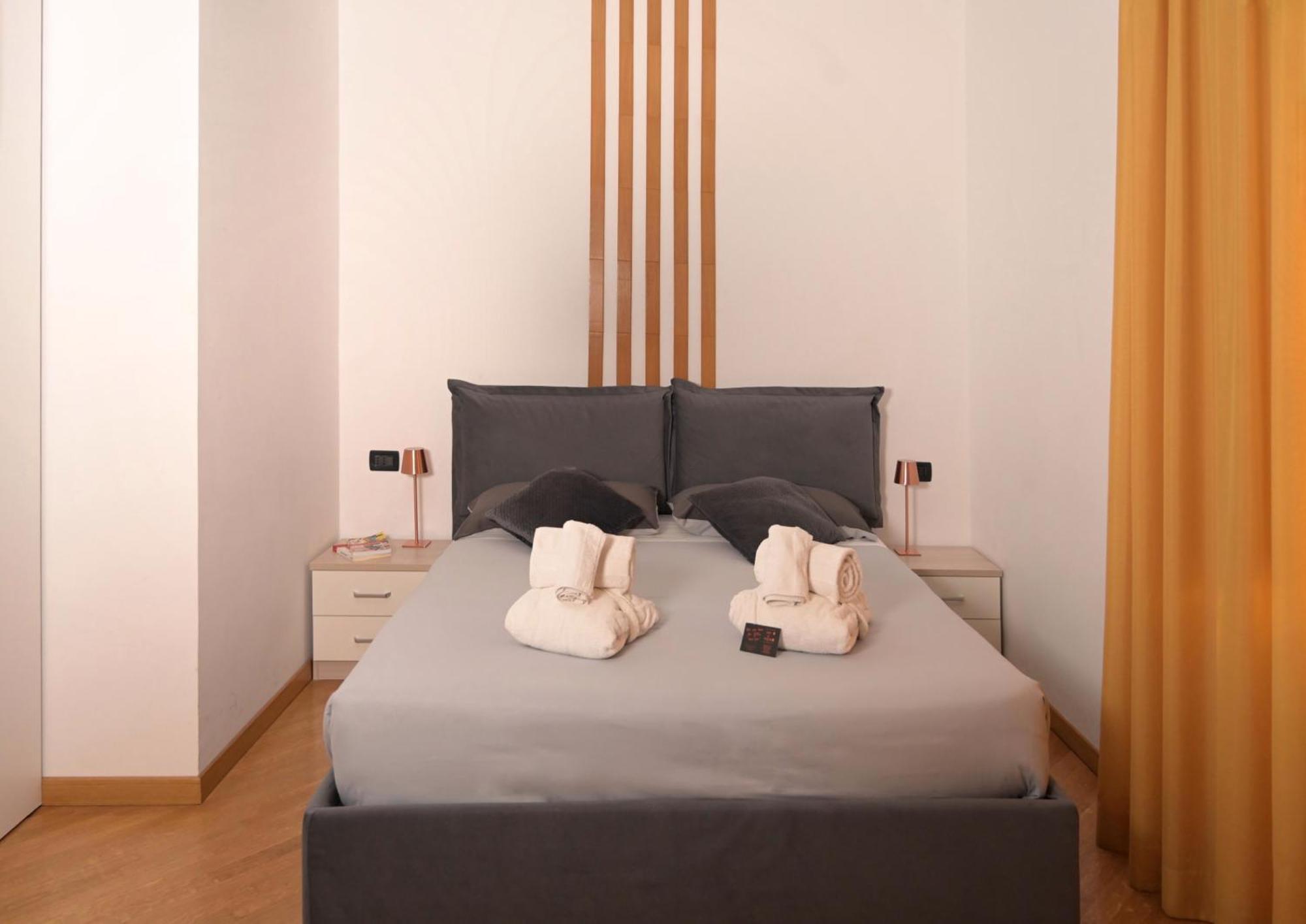 Palace Eight - Suites & Spa Cosenza Esterno foto