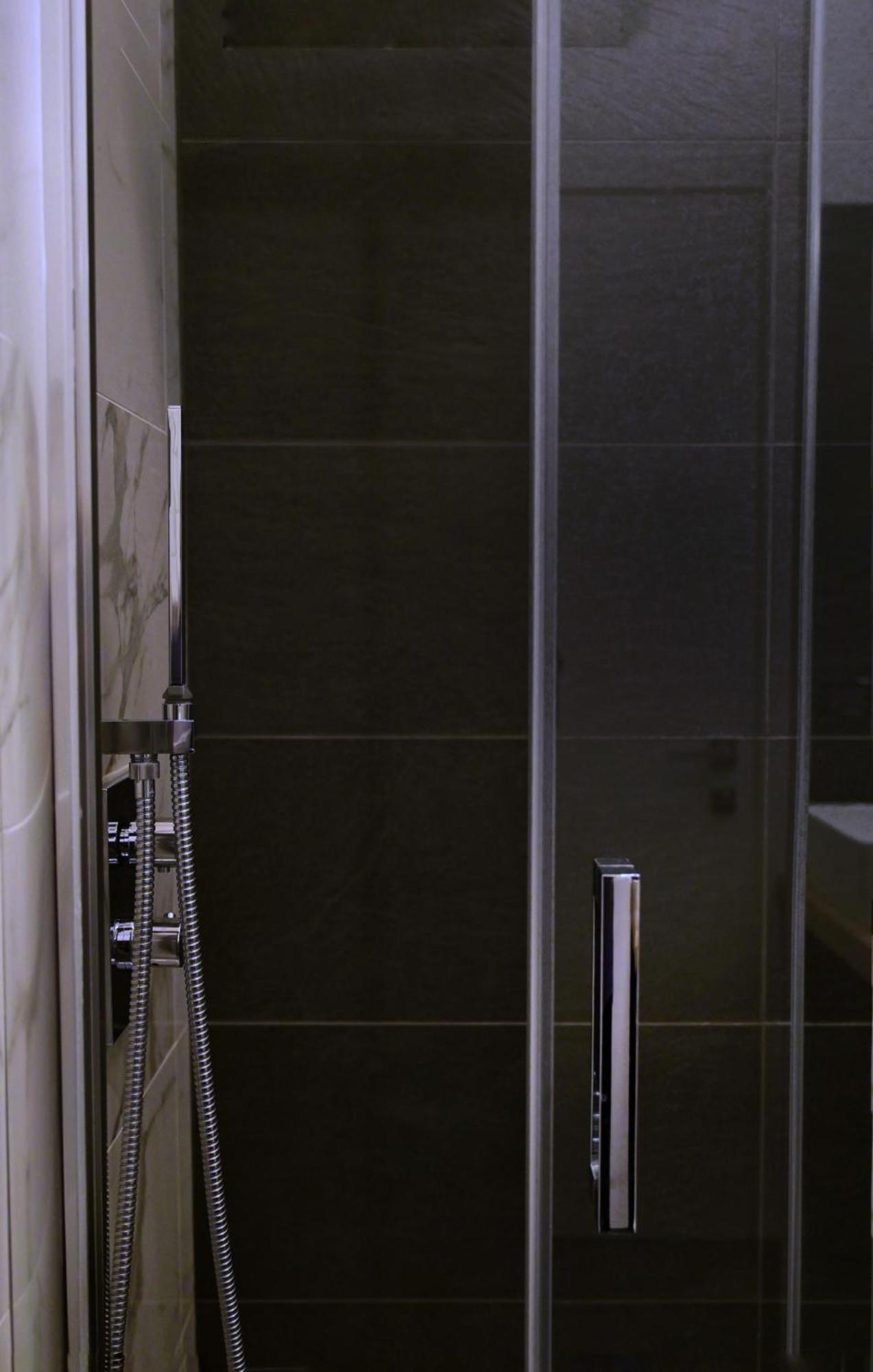 Palace Eight - Suites & Spa Cosenza Esterno foto
